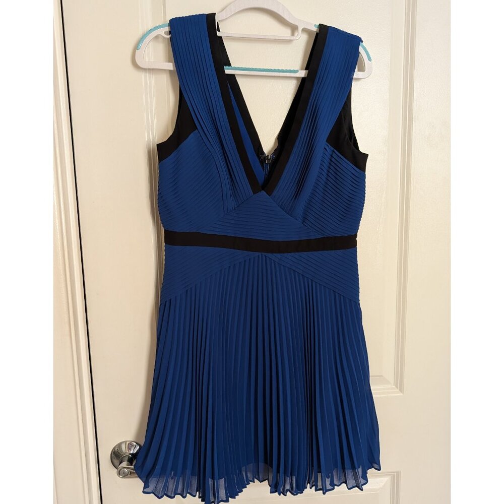 BCBG Maxazria Blue mini dress, deep cleavage